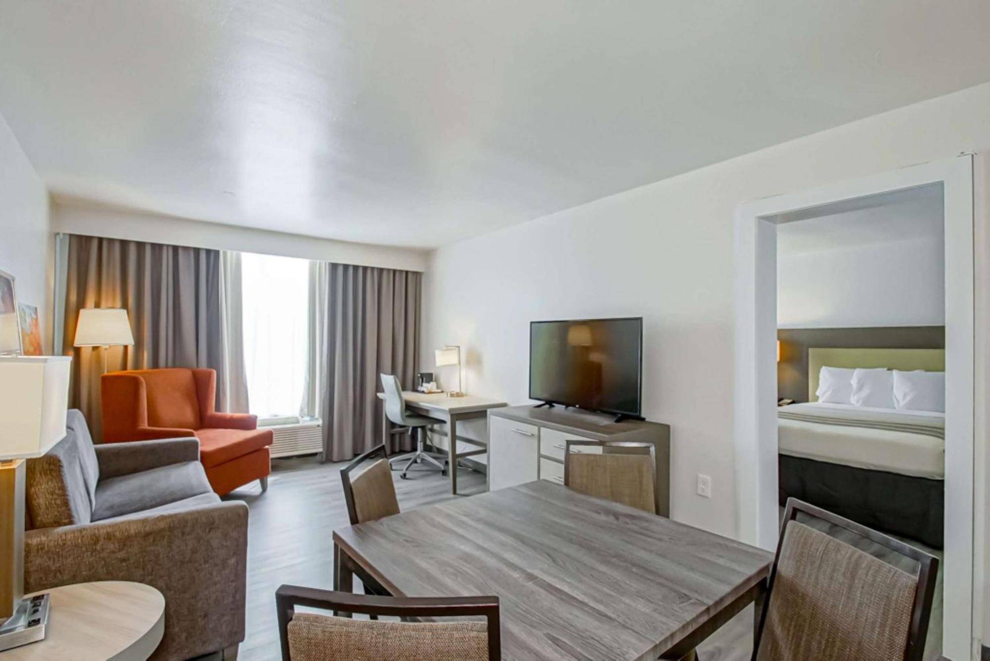 Country Inn & Suites By Radisson, New Orleans I-10 East, La Exteriör bild